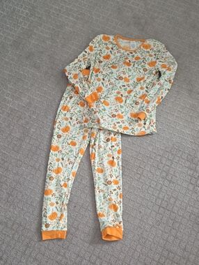 Jessica Simpson Orange Pumpkin Print Pajama Set